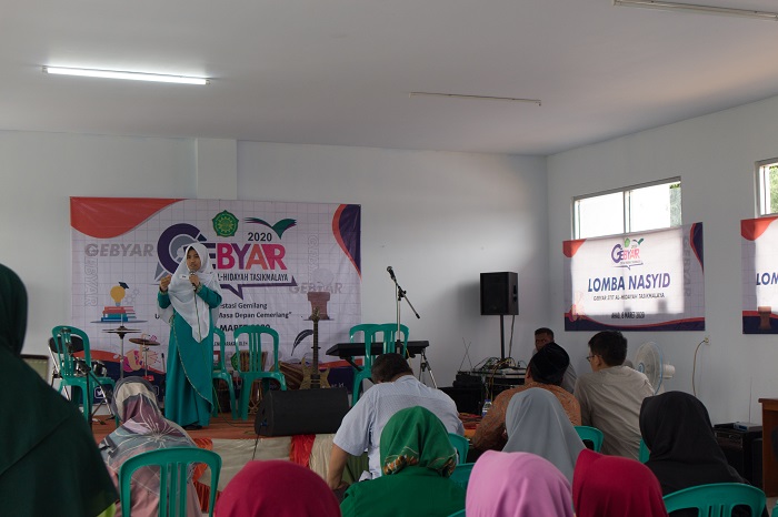 Gebyar STIT Al-Hidayah Tasikmalaya Gebyar STIT Al-Hidayah Tasikmalaya